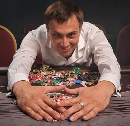 Tìm hiểu cách phân loại người chơi Poker hiện nay